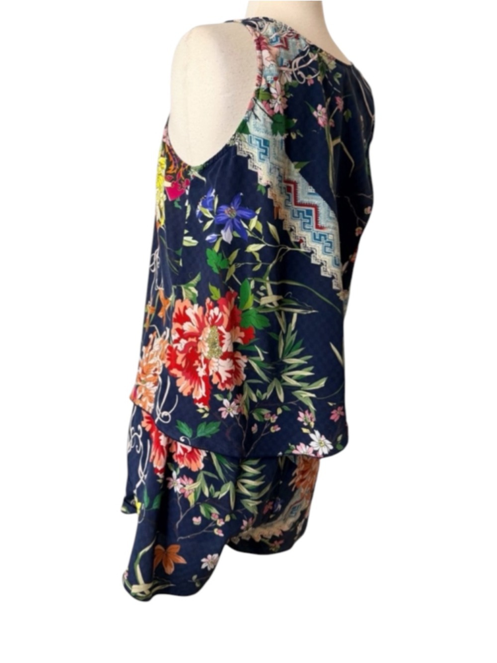 Johnny Was Roselynn 2 Pc Silk Set Size S Navy Floral - Picture 10 of 10